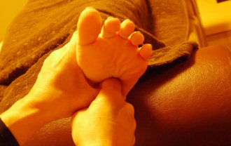 龜樂（気楽・きらく）から下半身のつらさ（太もも・ふくらはぎ・足裏）のアドバイス